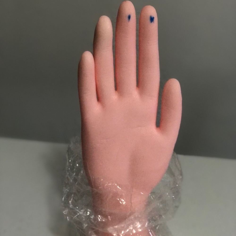 Mannequin - Picture 6 of 6